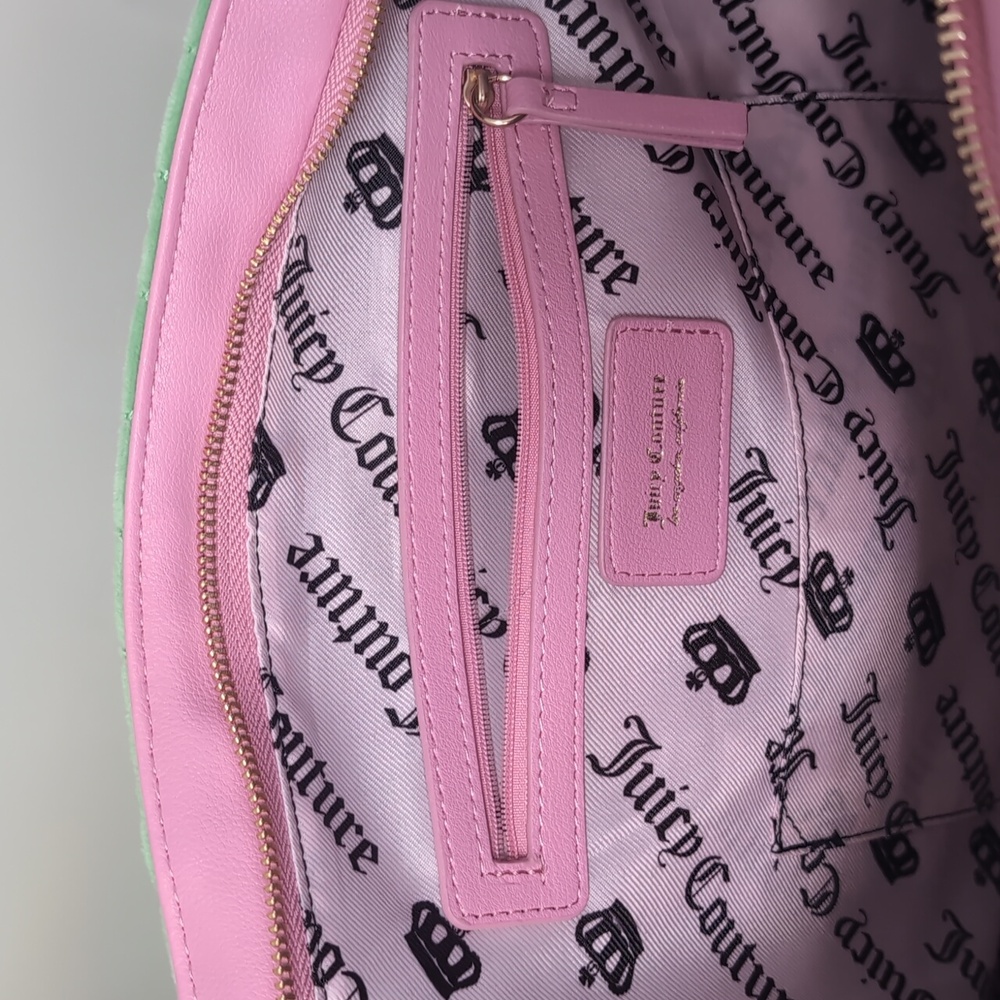 โSOLDโJuicy Couture Quilted Tale Weekender Tote, XL Bag w/ Crossbody Strap - Picture 12 of 17